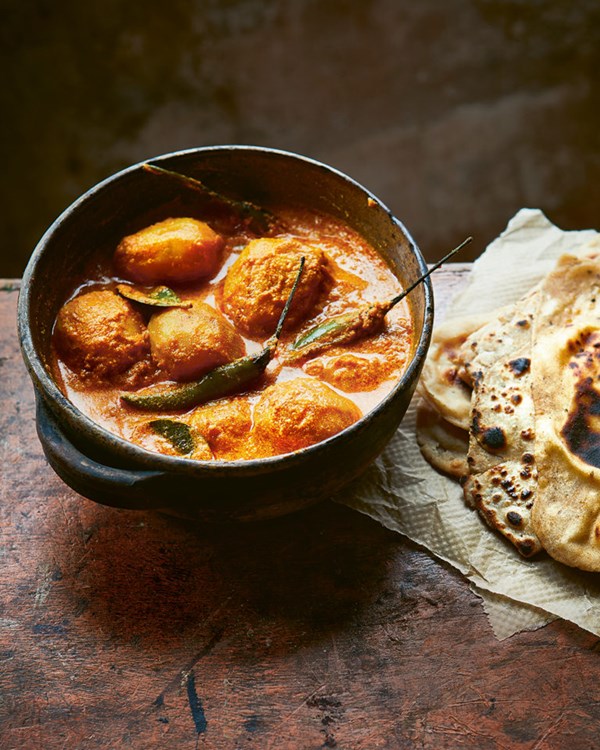 Potato curry (Dum aloo)