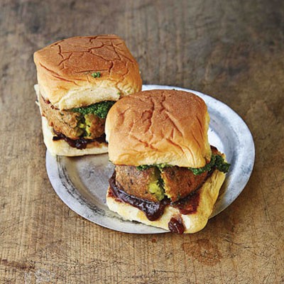 Potato fritter sandwich (Vada pav)