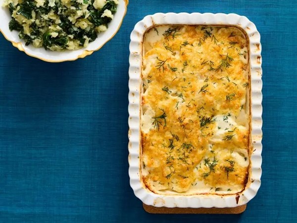 Potato gratin with horseradish and dill