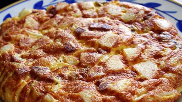 Potato omelette (Tortilla de patatas)