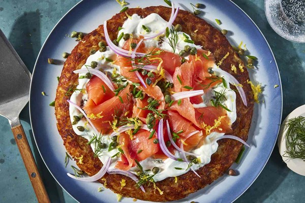 Potato rösti with smoked salmon