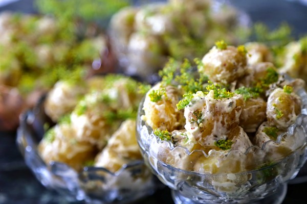 Potato salad with fennel flowers