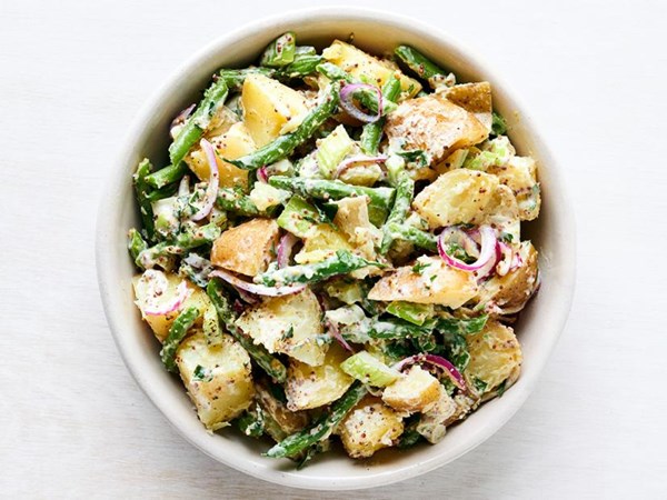 Potato salad with green beans