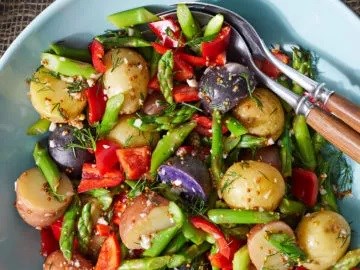 Potato salad with horseradish vinaigrette 