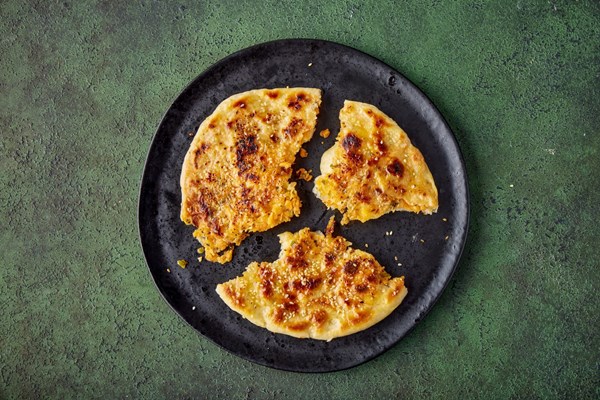Potato-stuffed naan