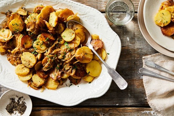 Potatoes à la Lyonnaise 