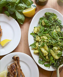 Potatoes, green beans and pesto with lamb chops