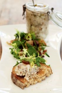 Potted pork (Spiced potted Gloucester Old Spot pork with sticky apple and crackling salad)