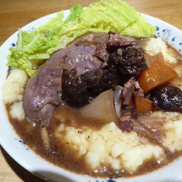 Potted rabbit with prunes (La compôte de lapin aux pruneaux)