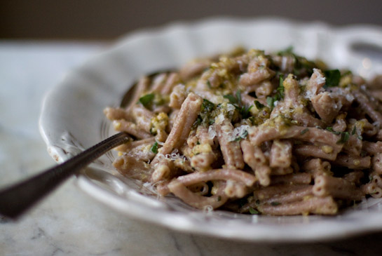 Pounded walnut strozzapreti