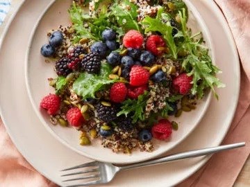 Power berry quinoa salad 