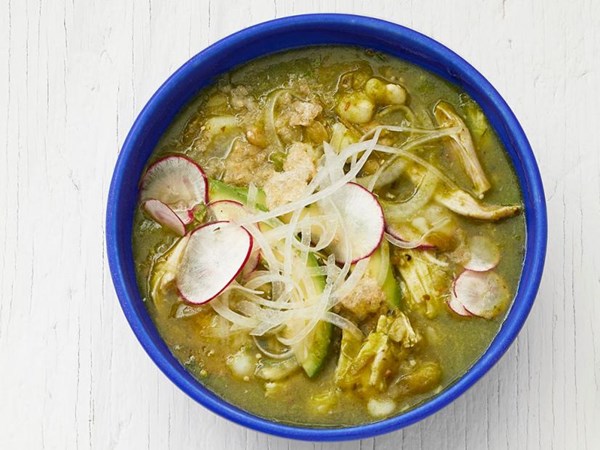 Pozole verde con pollo