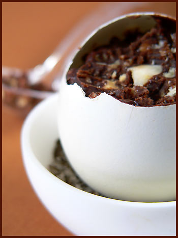 Praliné chocolate eggs
