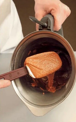 Praline paste