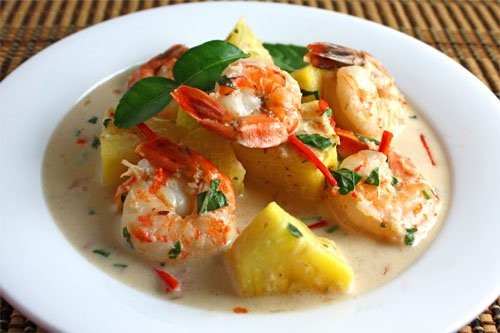 Prawn and pineapple curry