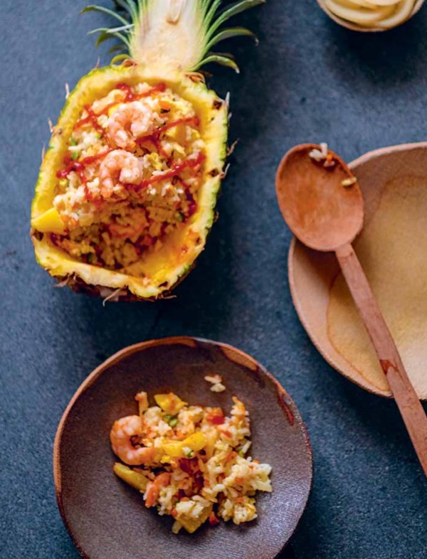 Prawn and pineapple fried rice (Hawaiian bokkeumbap)