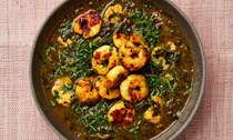 Prawn and tamarind stew