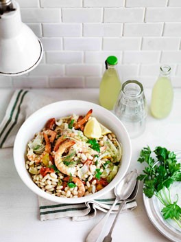 Prawn and white bean salad with tomato dressing