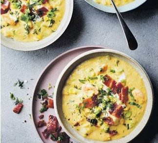 Prawn chowder with crispy bacon