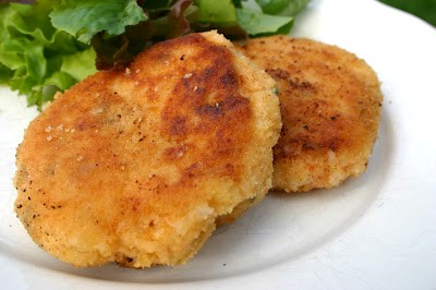 Prawn cocktail cakes