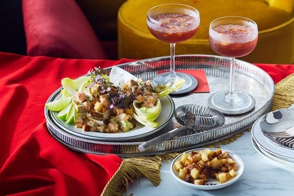 Prawn cocktail endive cups