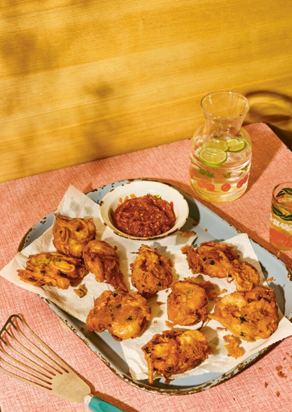 Prawn fritters (Cucur udang)