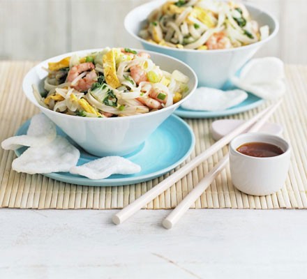 Prawn pad Thai