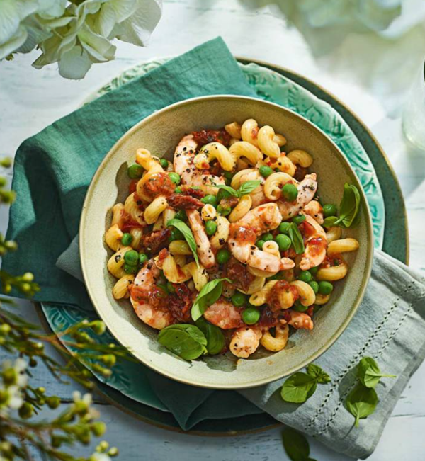 Prawn pasta salad