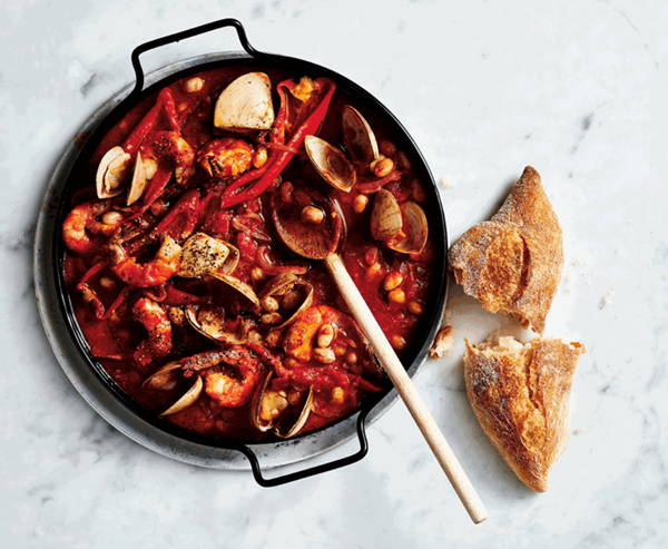 Prawns and clams baked in tomato and chilli