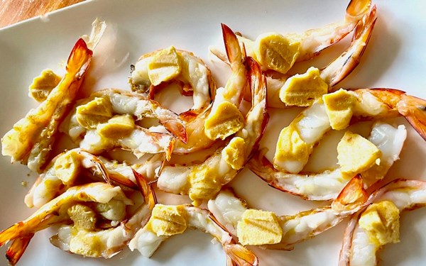 Prawns with bottarga butter