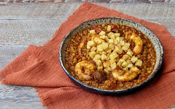Prawns with Persian split pea sauce (Khoresh-e gheymeh)