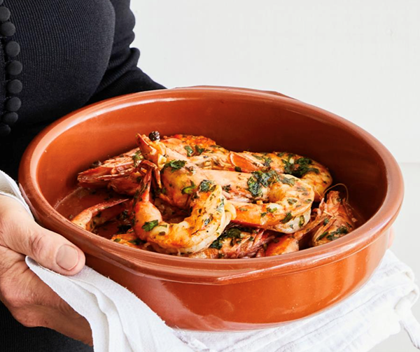 Prawns with saffron, fino sherry and garlic sauce