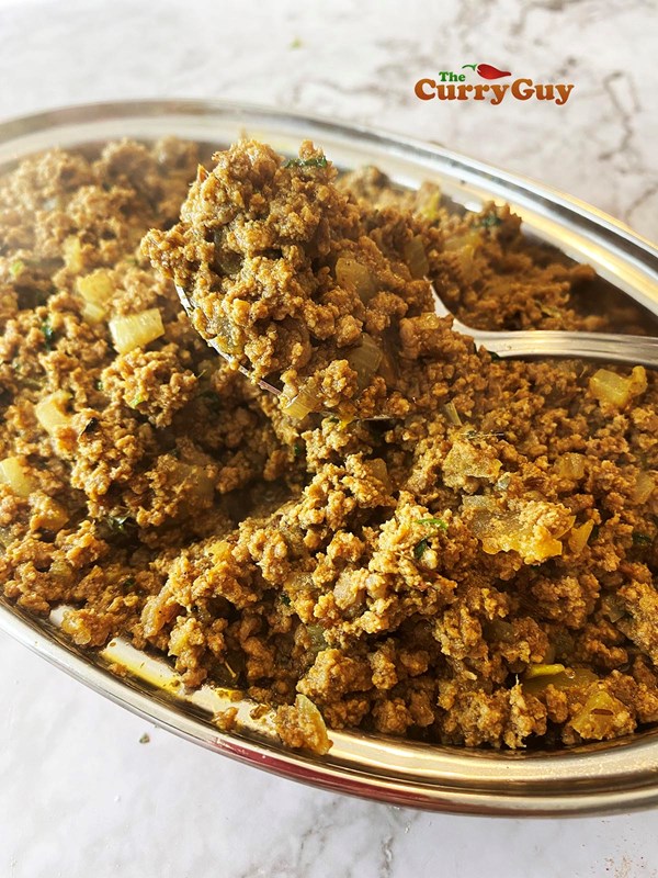 Pre-cooked lamb keema