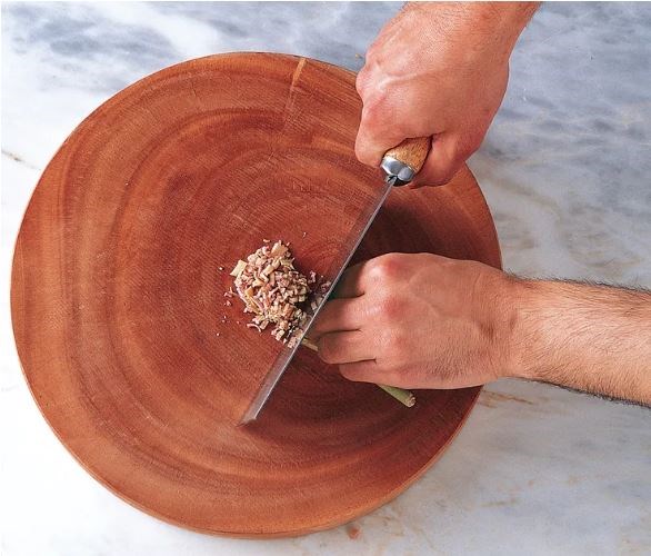 Preparing lemon grass