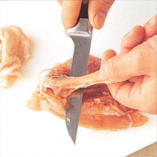 Preparing thigh meat for kebabs