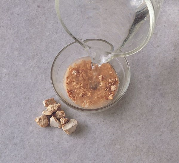 Preparing yeast