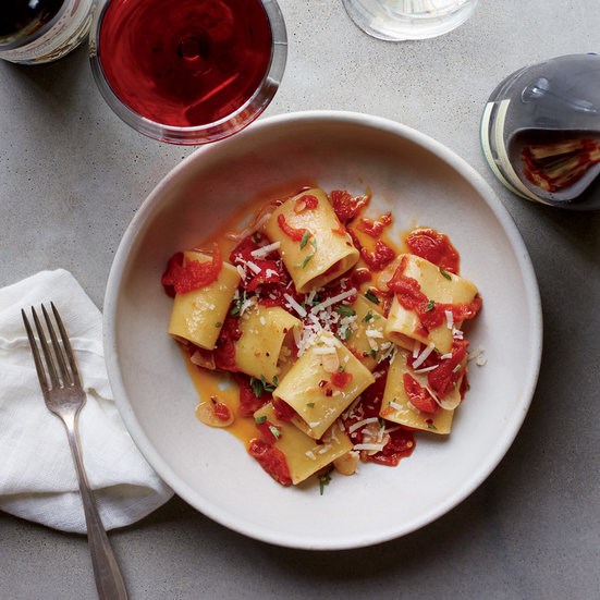Preserved-tomato paccheri