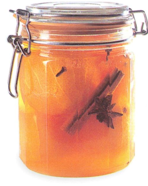 Preserving and storing whole fruits in alcohol