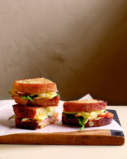 Pressed ham and pear sandwiches