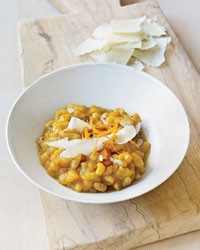 Pressure-cooker-braised pine nuts with butternut squash