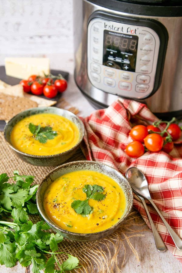 Pressure cooker carrot and coriander soup (carrot & cilantro soup)