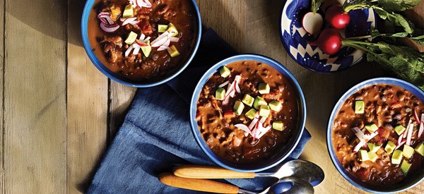 Pressure cooker mole-style chili