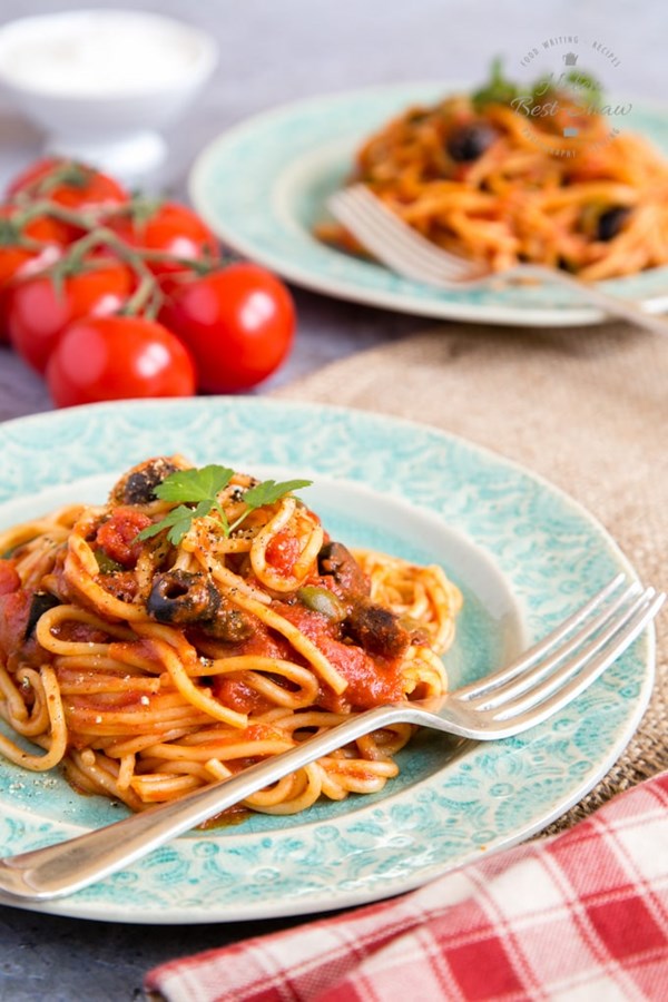 Pressure cooker pasta puttanesca