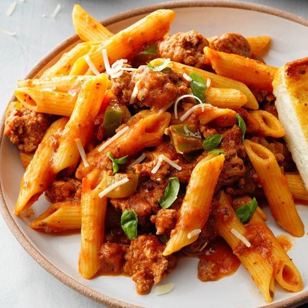 Pressure-cooker penne with meat sauce