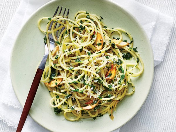 Pretty "parslied" spaghetti