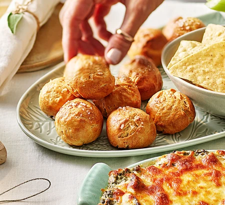 Pretzel bites