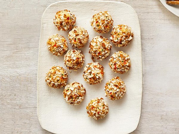 Pretzel-crusted cheese balls