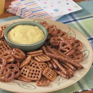 Pretzel mustard dip