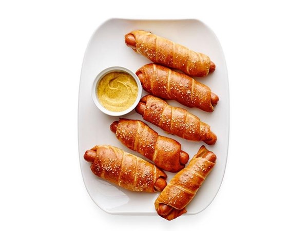 Pretzel pigs in a blanket