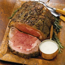 Prime rib with garlic and blue cheese dressing